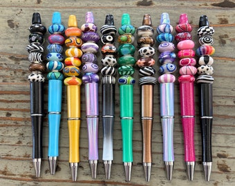 Bolígrafos con cuentas de vidrio, cuentas de lampwork sobre bolígrafo negro