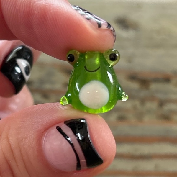 Lampwork Frog Bead 15mm, Adorable Glass Green Frog