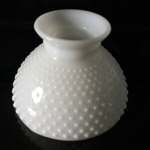 Vintage Mid Century White Hobnail Milk Glass Lamp Shade Vintage Mid Century White Hobnail Milk, Vintage Hobnail Milk Glass Lamp Shade