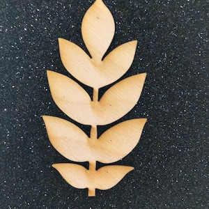 Leaf laser wood shaped cut out - unfinished