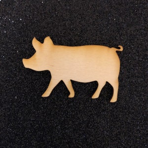 Pig laser wood shaped cut out - unfinished