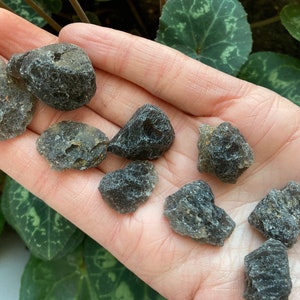 RARE AGNI MANITITE Tektite! Black Pearl of Divine Fire from Java, Indonesian Meteorite. Metaphysical Healing Space Meteorite Impact Crystal