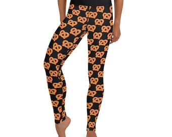 These pretzels are making me thirsty leggings - pretzel day - Oktoberfest leggings - snack food