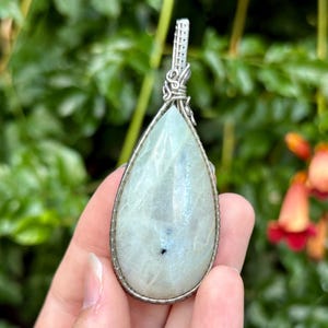 Handvävd subtil flashig garnierithänge (kod 5503)