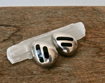 Vintage Sterling Silver Onyx Clip Earrings