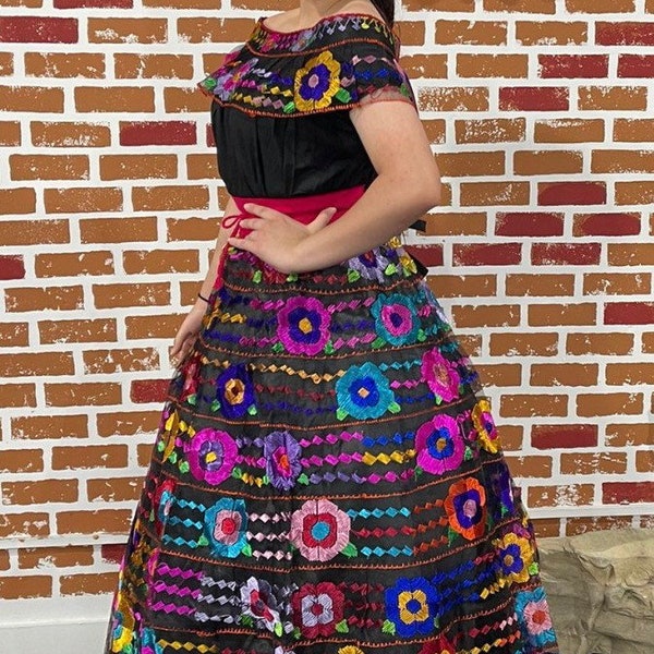 Chiapas Negro Mujeres Folklórico Tradicional Danza Fiesta top & falda conjunto multicolor bordado hecho a mano nuevo