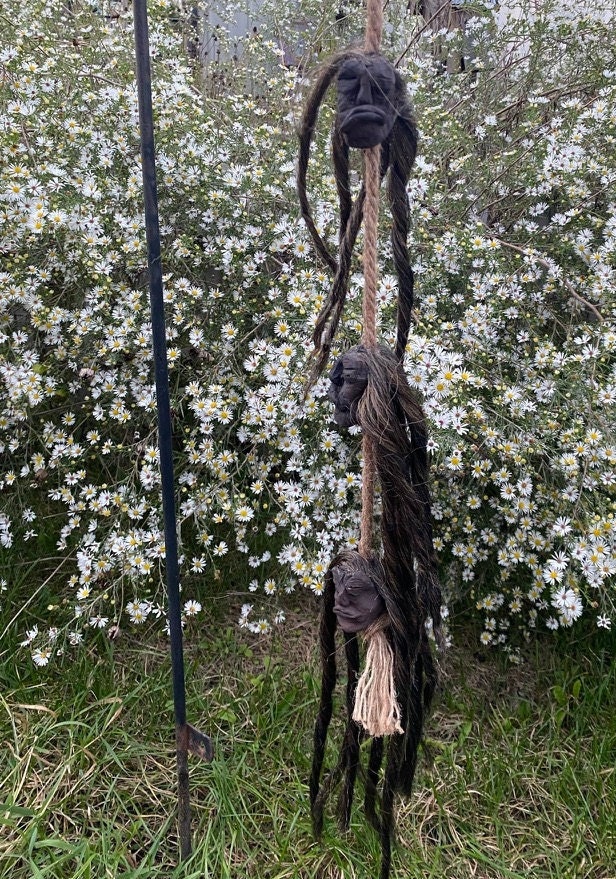 Shrunken Head Chain - Etsy