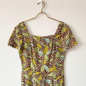 y2k 100% silk dress by Adrianna Papell | tropical cheetah print vintage dress | size 6 women's summer dress | summer wedding guest dress bild 4