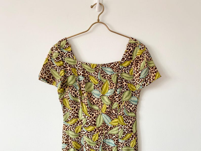 y2k 100% silk dress by Adrianna Papell | tropical cheetah print vintage dress | size 6 women's summer dress | summer wedding guest dress bild 4