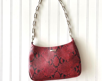 y2k chain strap liz claiborne mini shoulder purse | vintage red and black faux snake skin shoulder bag