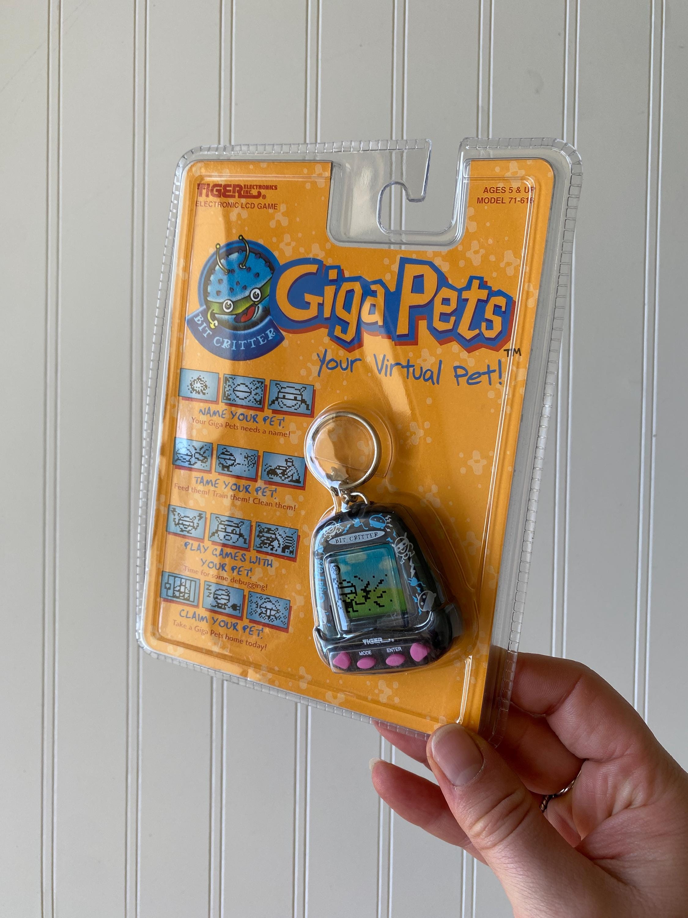 Gigapet - Etsy Gigapet - Etsy