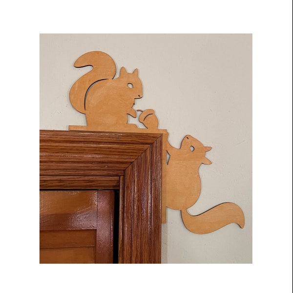 Fall Corner Door Hanger - Squirrels with acorn - Laser Cut wood - Reversible