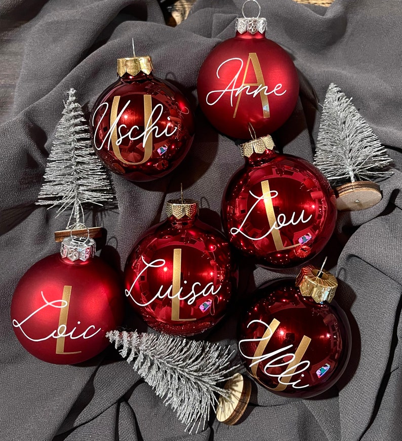 Personalisierte Glaskugel mit Namen und Initial-6 cm,BESTSELLER 2022tolle Geschenkidee, Weihnachten, Winter, Opa Oma Geschenk, Blickfang Bild 1