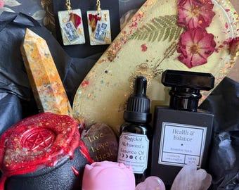 Divine Rose Oracle Witch Box – Love, Healing & Feminine Magick Collection- Crystal confetti scoop- Box 306 Romantic Witchcraft Gift Set