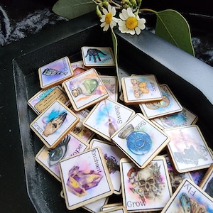 Tablillas del oráculo del Caldero de los Secretos, descarga instantánea. Cartas de runas del tarot del oráculo para imprimir. Folleto e instrucciones incluidos. Baraja de brujería.