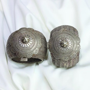 Pulseira tribal vintage de prata esterlina 925, joia étnica feita à mão, pulseira personalizada para mulheres, pulseira de prata, por Swadeshi Pitara