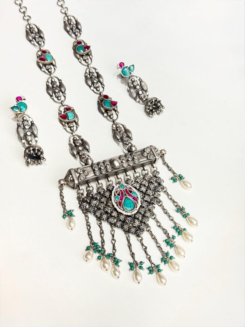 925 silver necklace with earring, Perfect to style on Any special occasion to beautify Your Outfit