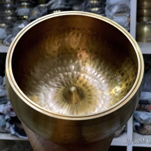 Special Hand Beaten Mini Lingam Singing Bowl Tibetan Meditation, Yoga, Healing Bowl Hand Made in Nepal comes with resting cushion and mallet