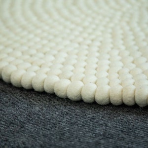 Felt Ball CARPET Felt Ball Rugs 90 cm - 300 cm Pure White100 % Wool Carpet  Felt Ball Rugs  Natural Earth Tone (Free Shipping)