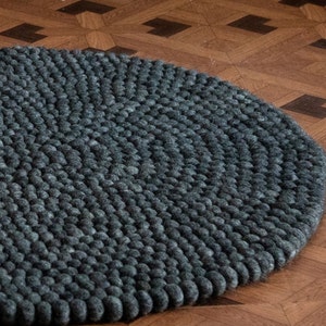 Felt Ball Rugs / Dark Gray Rug with bright spot / Nursery Rug / Girl room carpet MADE IN HIMALAYAN