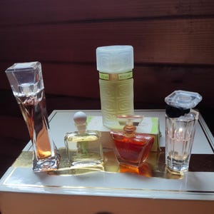 Superb uppsättning vintage samlarobjekt Lancôme parfymminiatyrer, ett känt franskt märke, perfekt som present till kvinnor, vintage Lancôme