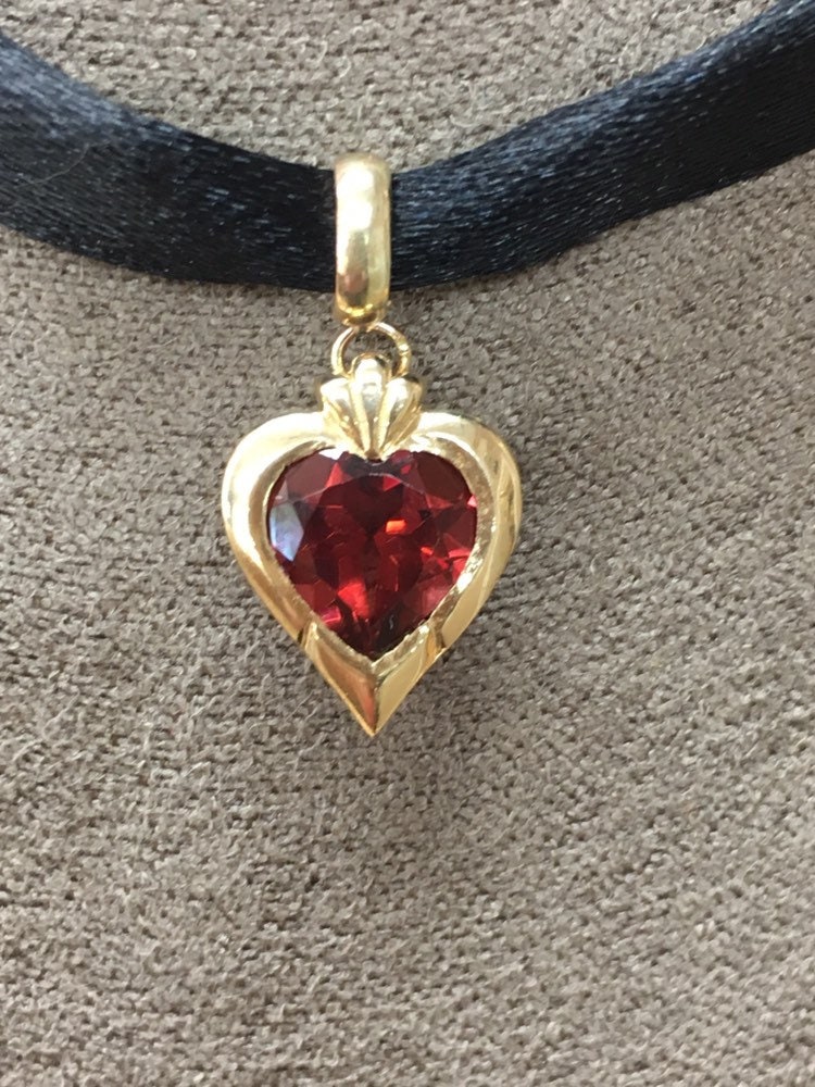 Garnet Heart Yellow Gold Pendant | Etsy 