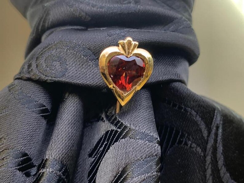 Gentleman Jack Heart Shaped Garnet Yellow Gold Stick Pin - Etsy