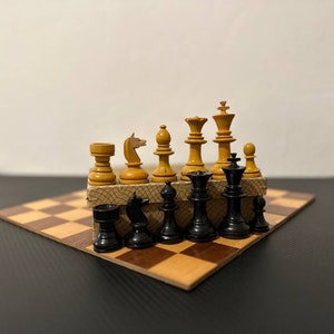 Wooden chess set made in Germany 60s vintage in original box. Great gift for mens, chess lovers and collectors!