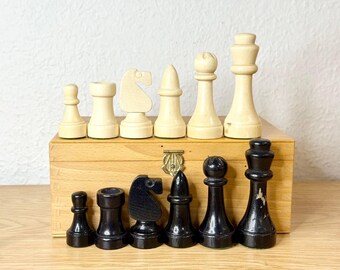 Germany wooden chess set with weights 70s vintage in good condition. Great gift for mens, chess lovers and collectors!