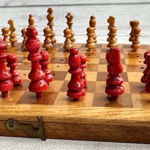 Germany chess set (traveling) 80s vintage in very good condition. Great gift for mens, chess lovers and collectors!