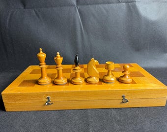 Rare Czech chess set 70s vintage in very good condition. Great gift for mens, chess lovers and collectors!