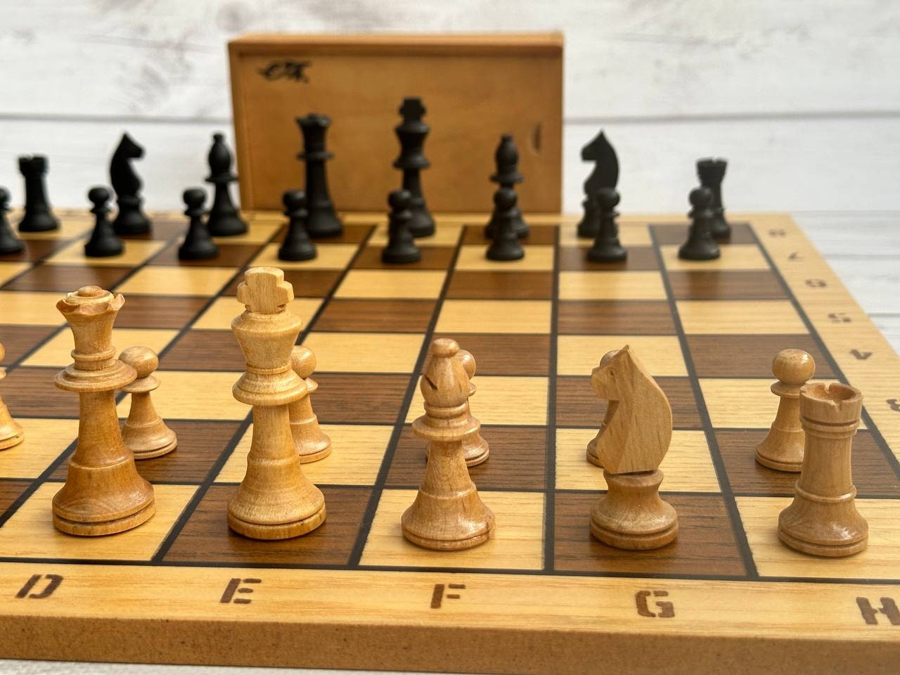 ドイツ製の木製チェス駒（オリジナルボックス付き）です。チェス愛好家