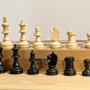 Rare wood Germany chess set 70s vintage in very good condition .  A great gift for collectors and chess lovers.