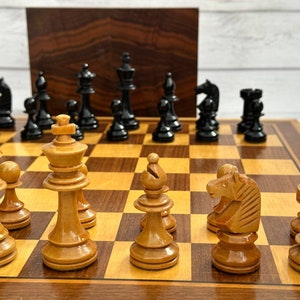 Germany wood chess set 70s vintage in very good condition. Great gift for mens, chess lovers and collectors!