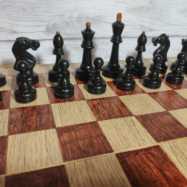 Super Grandmaster and Germany chess set