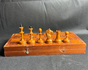 USSR chess set 1957 vintage in very good condition.All is original. Very rare interesting set. Great gift for chess lovers and collectors!