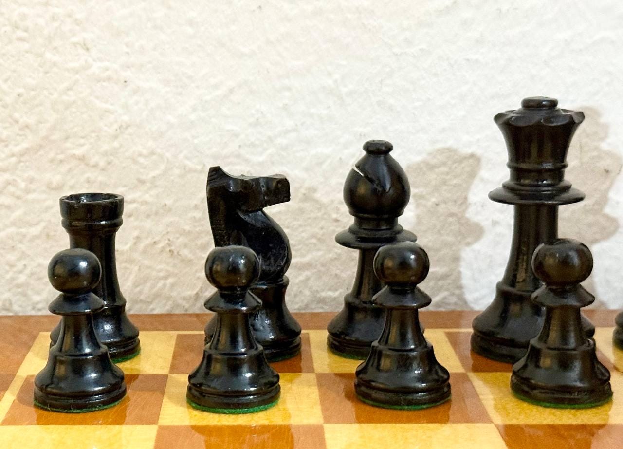 Staunton Chess Set in Original Box 80s Vintage in Good Condition. Great ...