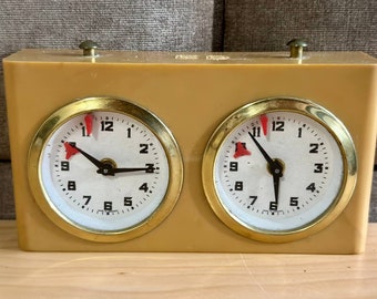 70年代のソビエト製ヴィンテージ機械式チェスクロック。状態良好。男性