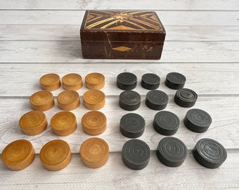 Soviet checkers made of wood in a wooden box . Great gift for mens, chess lovers and collectors!