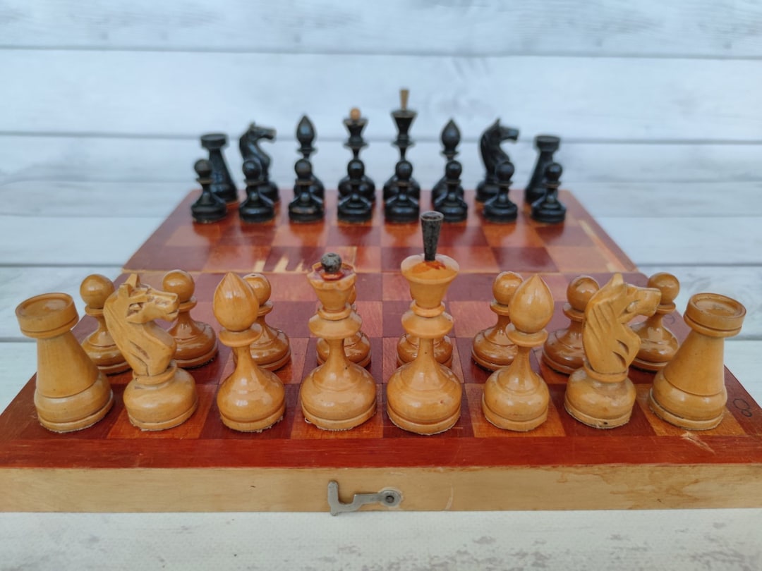 Soviet chess set made of wood produced by Artel -  Portugal