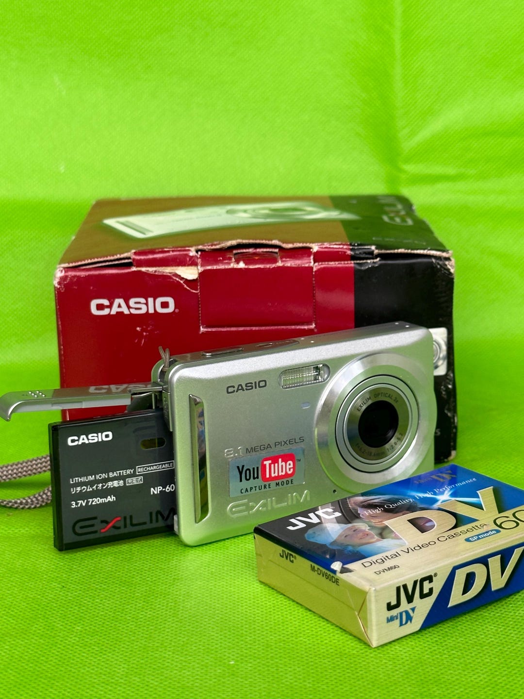 Camera CASIO Exilim EX-Z9 | 8.1MP Digital Vintage 2000s in Good