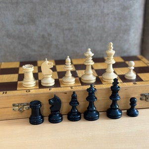 Vintage Germany wooden chess set 80s in good condition. Great gift for mens, chess lovers and collectors!