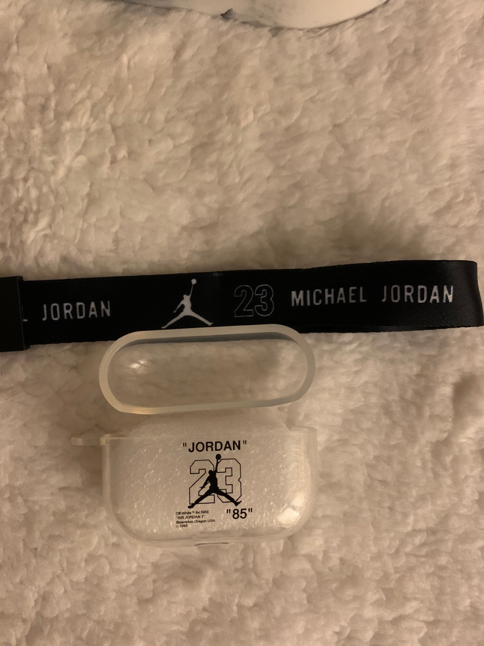 off white jordan 1 airpod case
