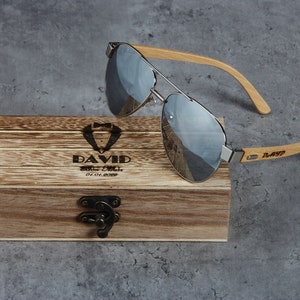 Personalize Groomsman Gifts, Wood Man's Sunglasses, Groomsmen Sunglasses, Engraved Wooden Sunglasses, Best Man Gift