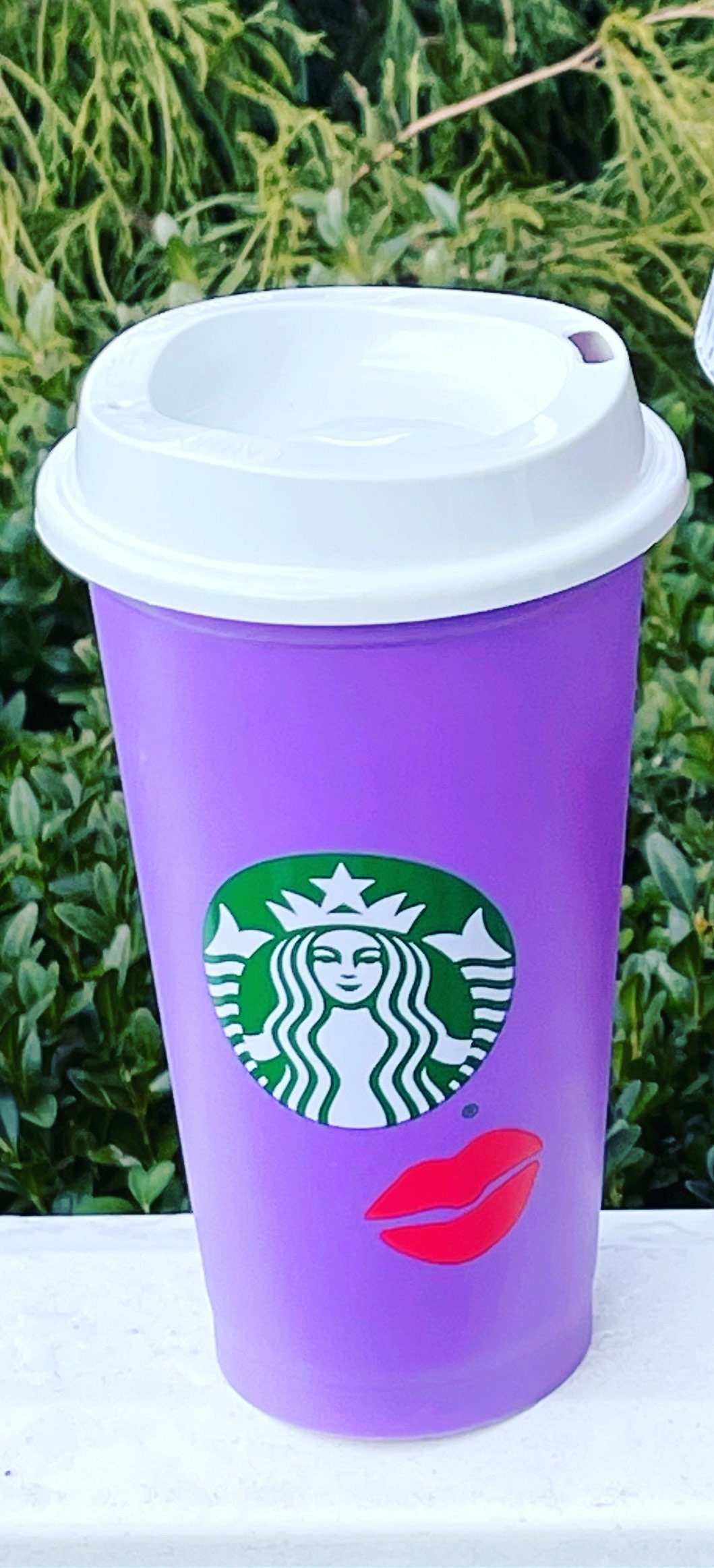 Starbucks' Valentine's Day Cup Line Is In Stores Now