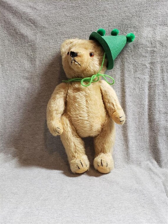 teddy bear with growler