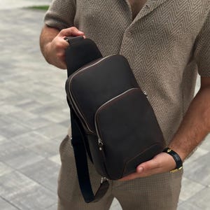 Borsa a tracolla da uomo in pelle Crazy Horse, tracolla regolabile, piccola borsa a tracolla con tasche