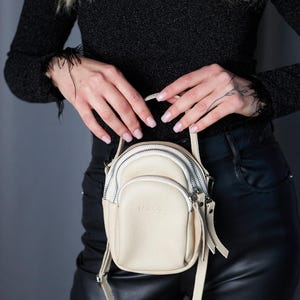 Real Leather Crossbody Purse Small, Minimal Design Women&#39;s Bag, Compact Everyday Bag, Shoulder Bag