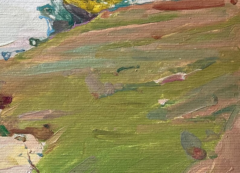 Puede incluir: Pintura abstracta con un fondo verde texturizado y pinceladas de pintura rosa, amarilla y azul.