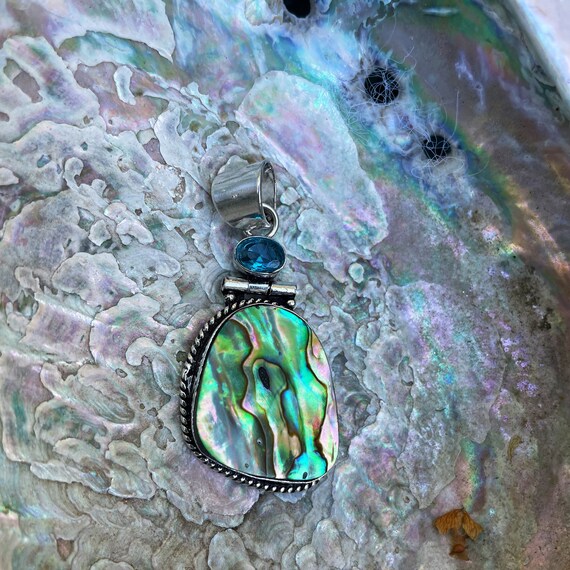 Gorgeous Abalone Shell Sterling Silver & Blue Top… - image 6